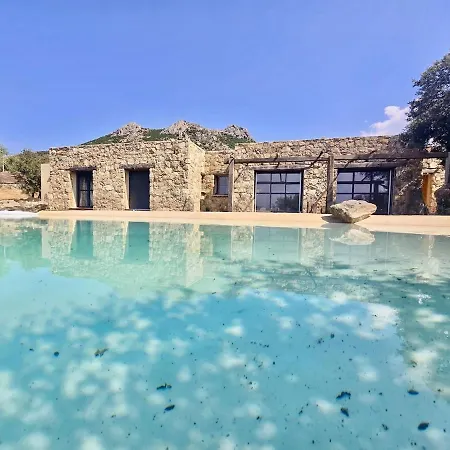 Longo Villa *