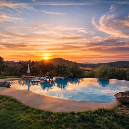 Villa Longo Belgodere (Corsica)